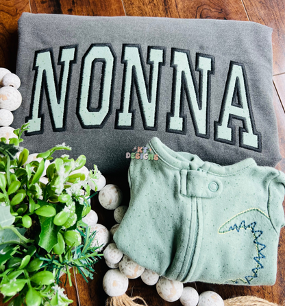 Mama Onesie Appliqué Sweatshirt(read description)
